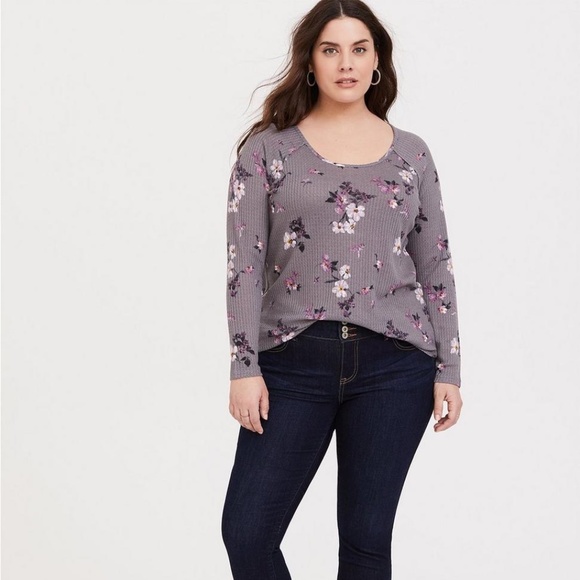 Torrid Floral Long Sleeve Tee - Plus Size 00 - Picture 3 of 9